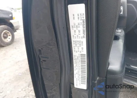 2011 Dodge Durango Crew z USA, uszkodzony, nr VIN 1D4RE4GG2BC674819